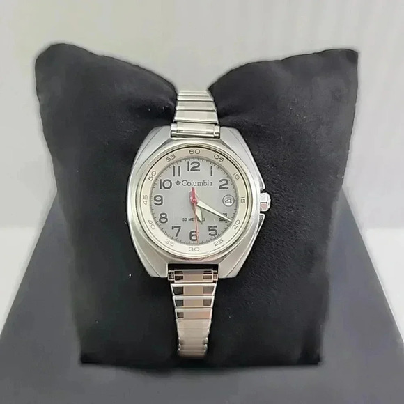 Womens Columbia Sports Watch 26mm Silver Tone Stretch Band Date 50M New Battery - Picture 1 of 14